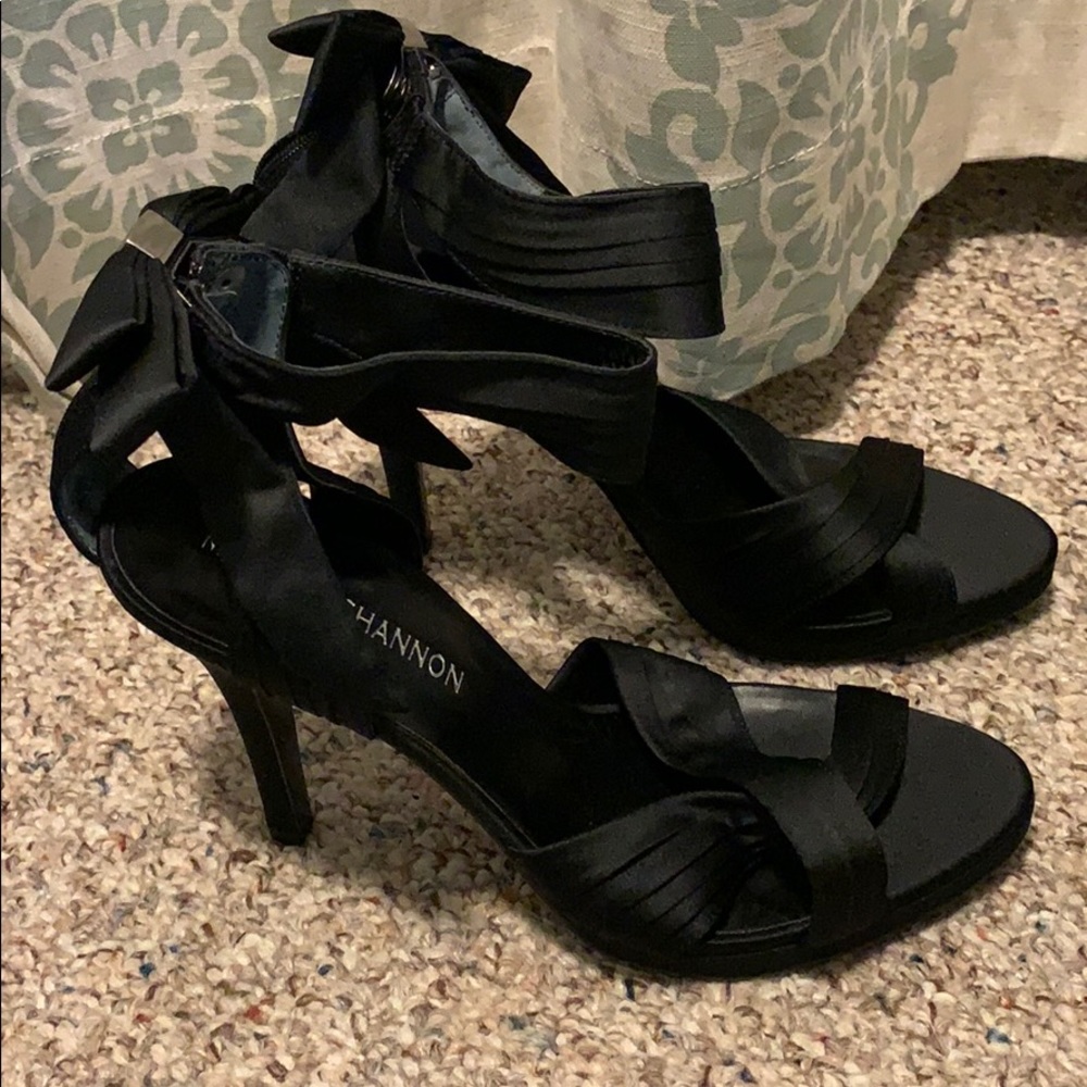 Michael Shannon black dress shoes